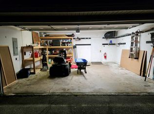 196 Wood Duck Dr, Woodbine, GA 31569