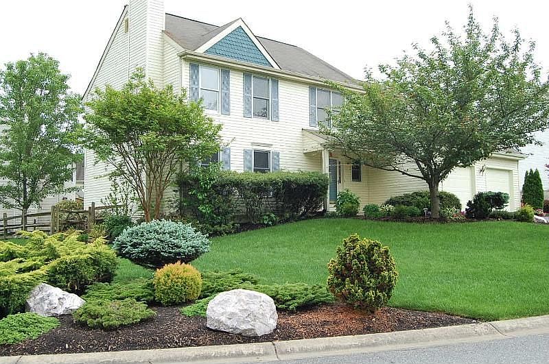 1st image of 36 Yosemite Dr