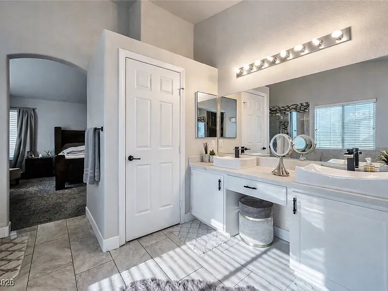 1932 Empoli Ct — Photo 27