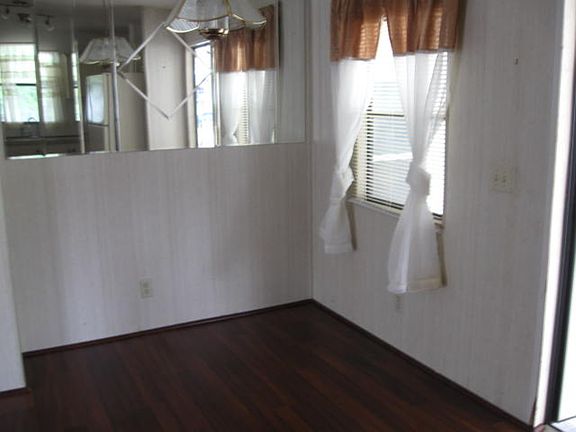 5th image of 10620 SW 27th Ave Lot 5H