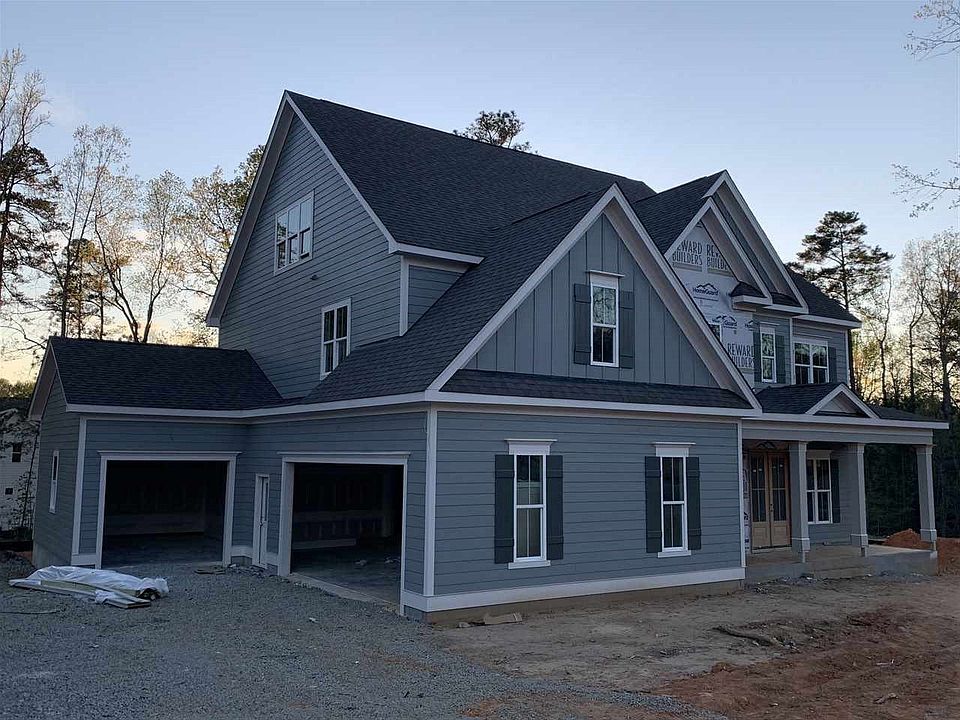 2nd image of 200 Holbrook Hill Ln