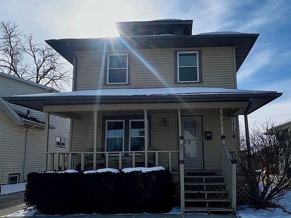 3rd image of 938 Benton Ave