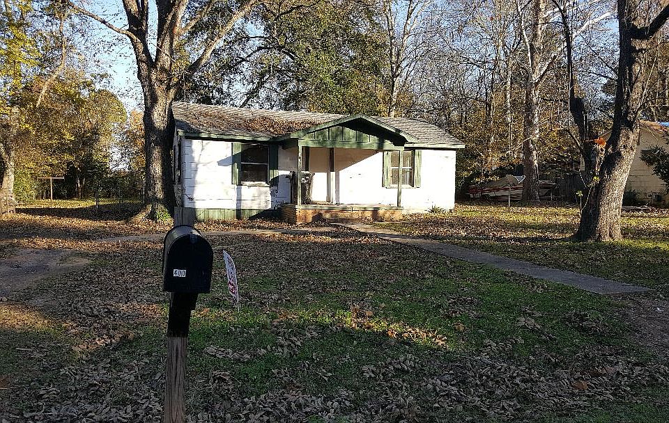 2nd image of 400 Bogie St