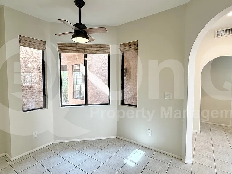 10944 N 117th Pl — Photo 13
