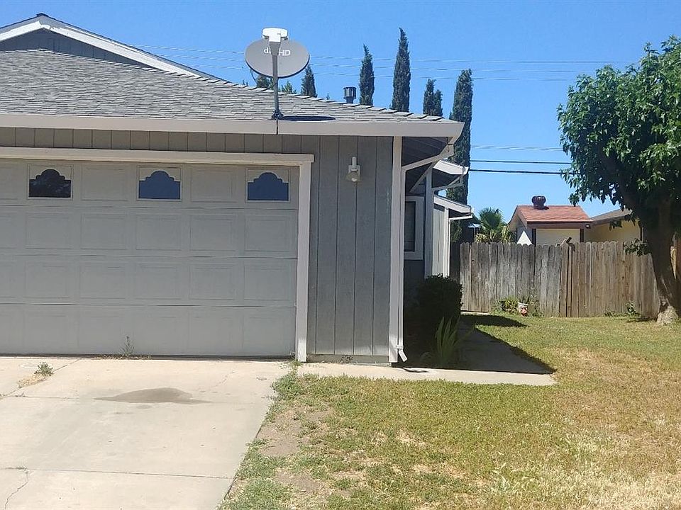 1st image of 106 Muir Cir