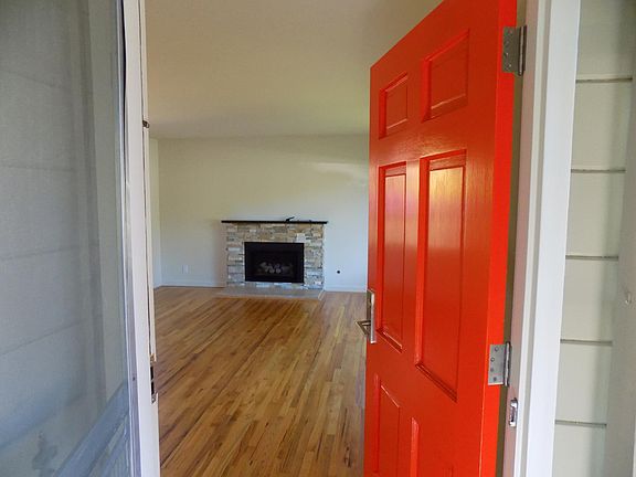 2nd image of 650 Kendall Ave