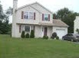 15 Frelinghuysen St, Belvidere, NJ 07823