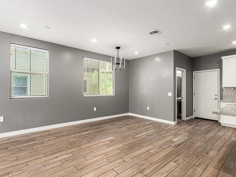 1849 E Chelsea Ln #101 — Photo 6