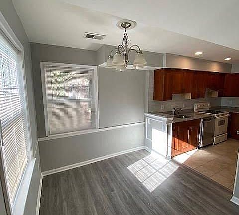 Another view of the beautiful dining area
