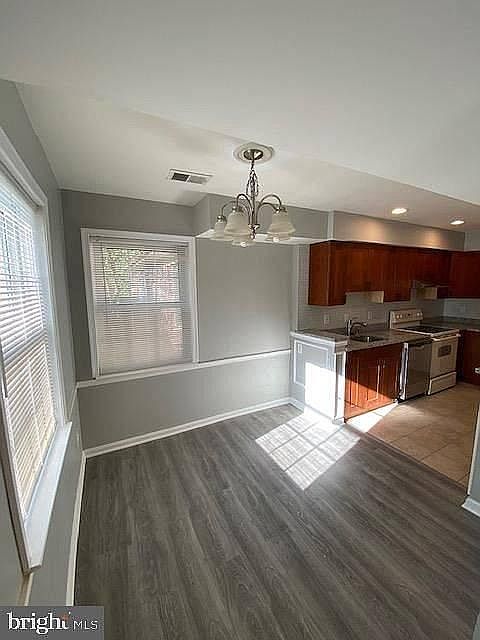 Another view of the beautiful dining area