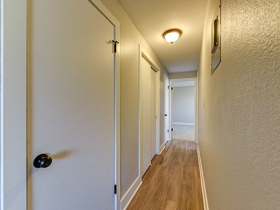 5th image of 1302 Milwaukee St #11