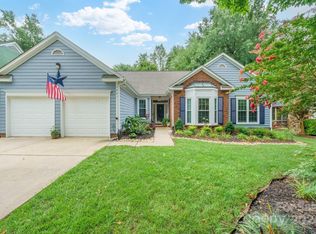 7401 Reedy Creek Rd, Charlotte, NC 28215