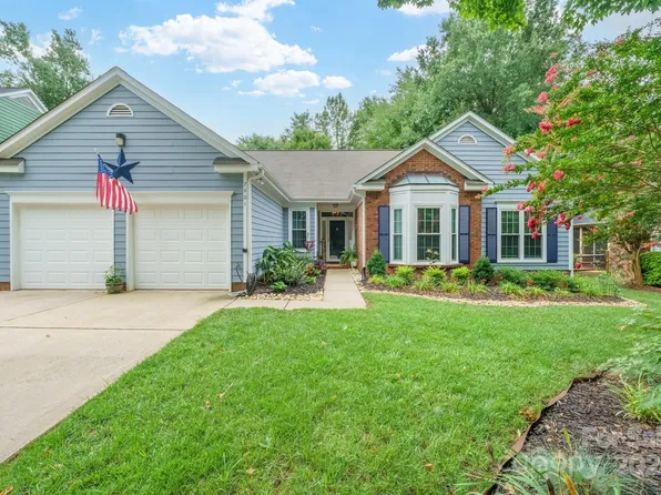 7401 Reedy Creek Rd, Charlotte, NC 28215