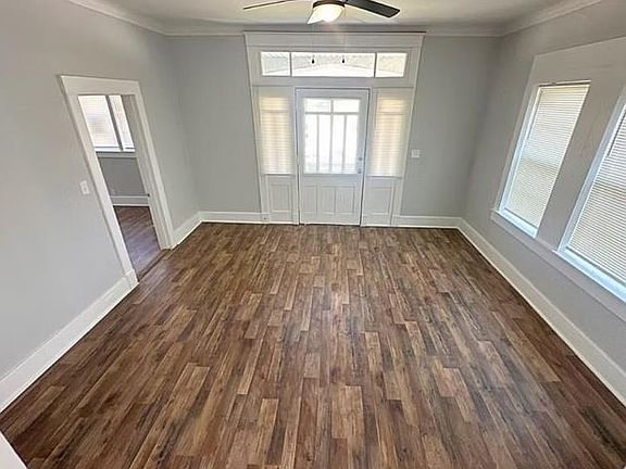 3rd image of 1531 Netherwood Ave