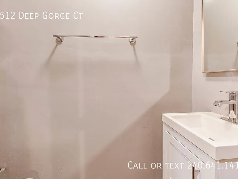 1512 Deep Gorge Ct — Photo 16