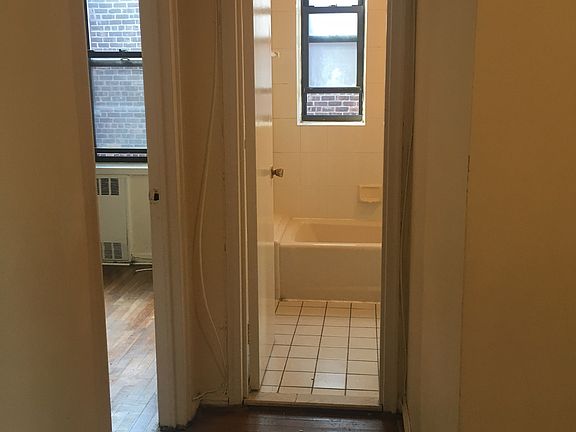 5th image of 6620 Wetherole St APT 006H