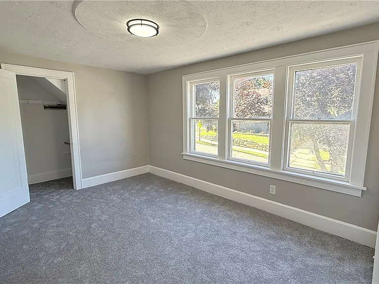 721 Polk Ave — Photo 17
