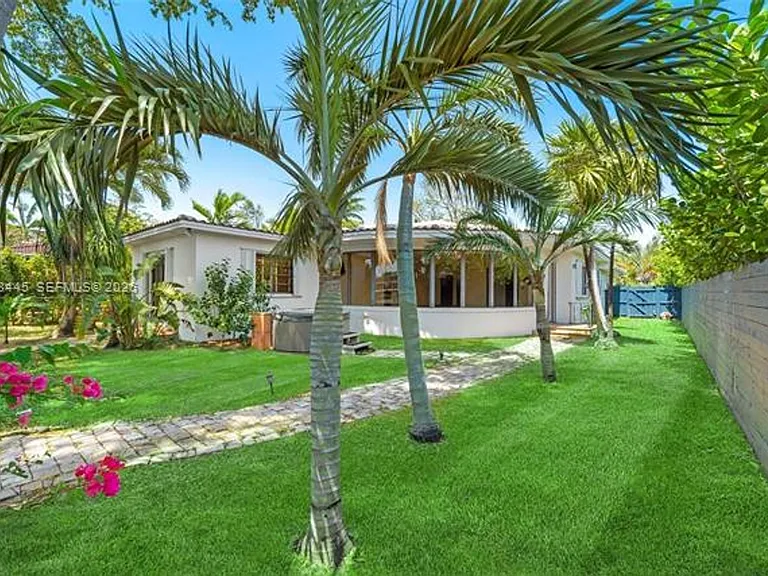 540 S Shore Dr — Photo 52