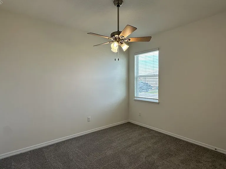 3272 Arch Ave — Photo 32