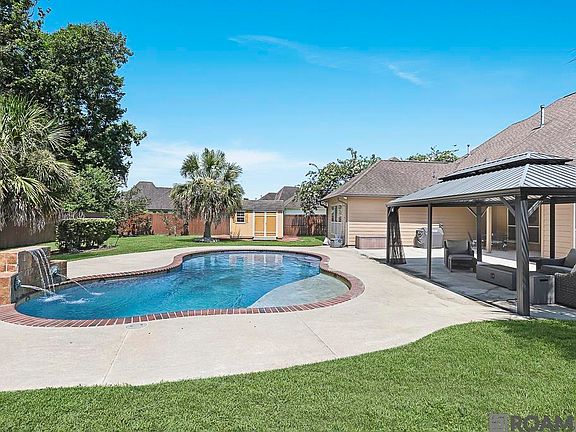 2nd image of 16052 Magnolia Trace Pkwy