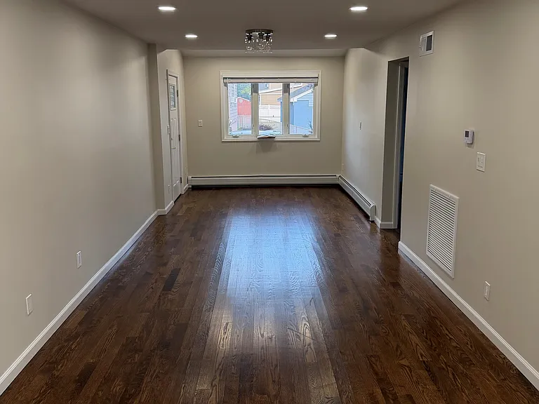 501 Taylor Ave #1 — Photo 6