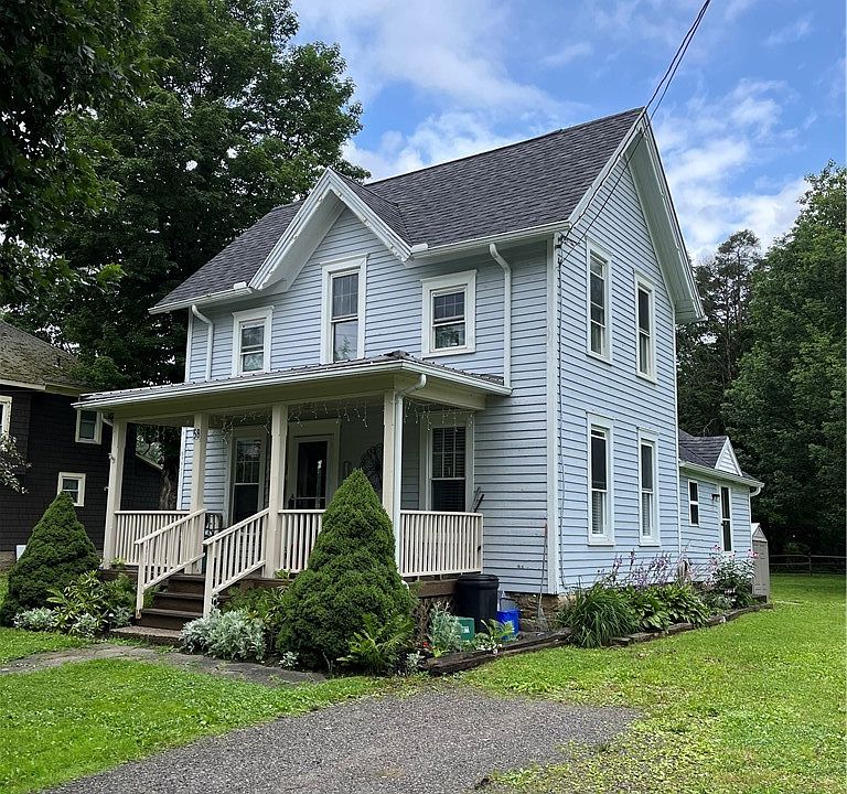 1st image of 58 Pine St