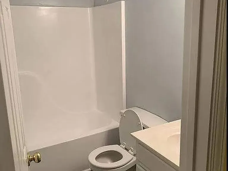 100 Woodstone Dr #27 — Photo 14