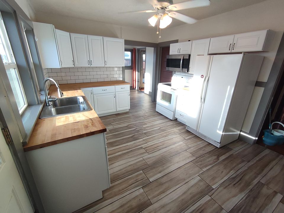 1st image of 828 W Nora Ave #1