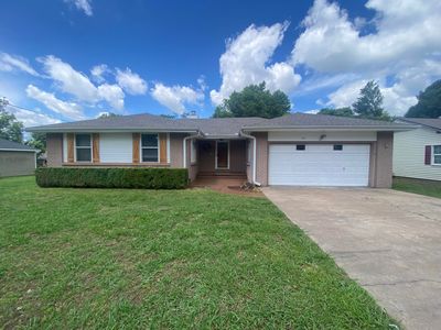 112 N Cherokee St, Grove, OK, 74344