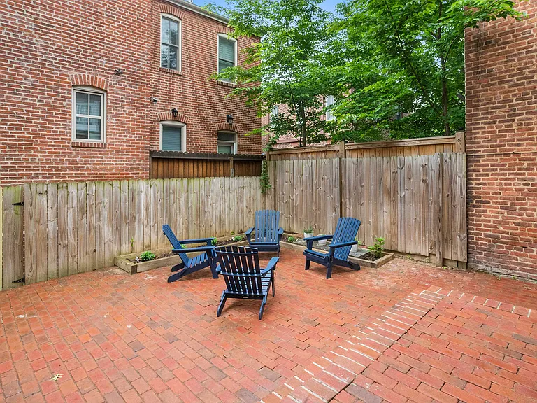 327 E Capitol St SE #2 — Photo 19