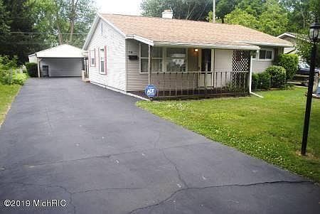 3rd image of 1518 Sheffield Ave