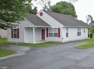 735 W North St, Dover, DE 19904
