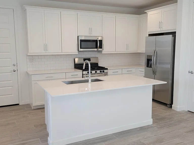 9923 E Tiburon Ave — Photo 5