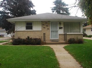 4823 N 86th St, Milwaukee, WI 53225