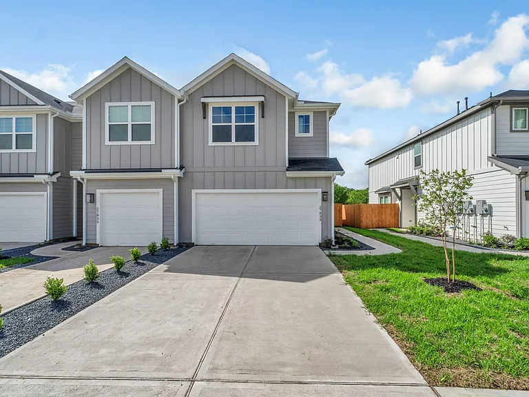 27839 Western Creek Ct — Photo 2