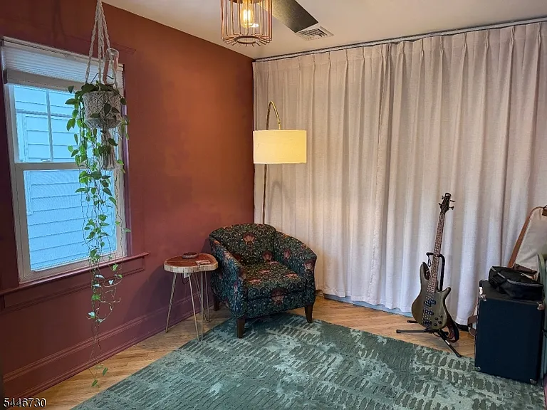 86 Jacoby St — Photo 6