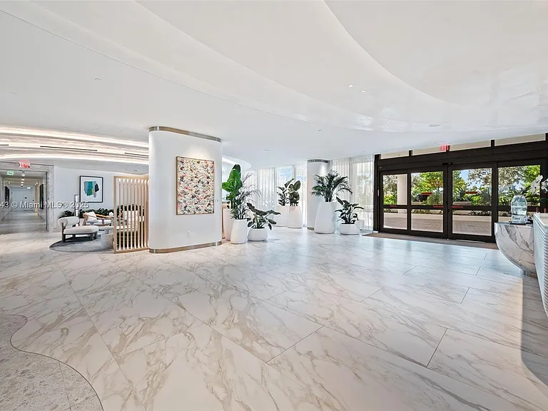 900 N Ocean Blvd #1005 — Photo 4