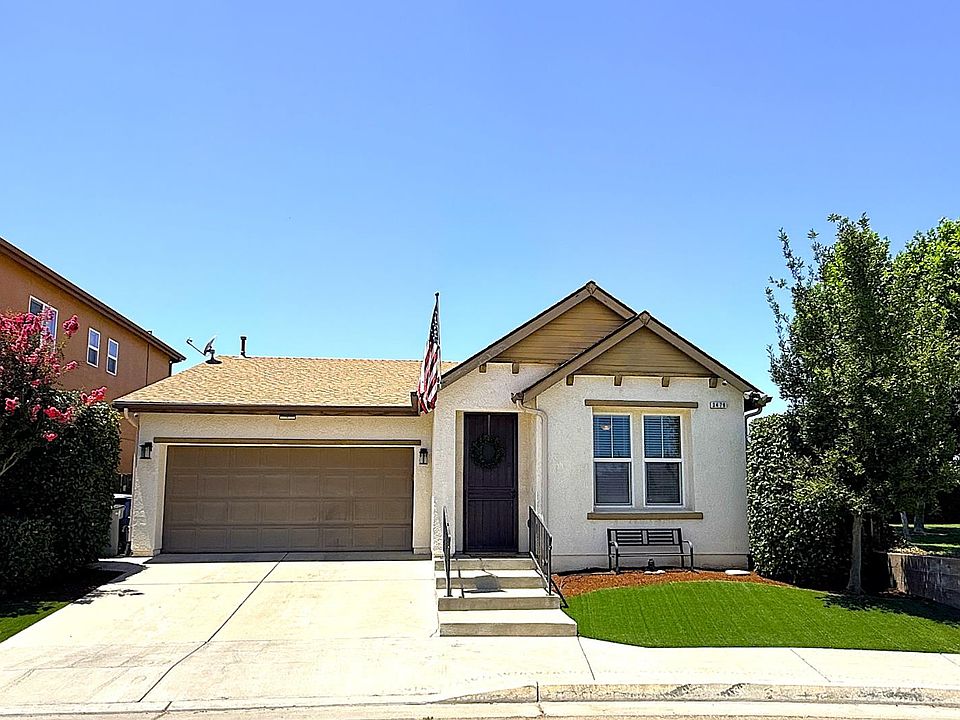 1st image of 3479 N Hornet Ave