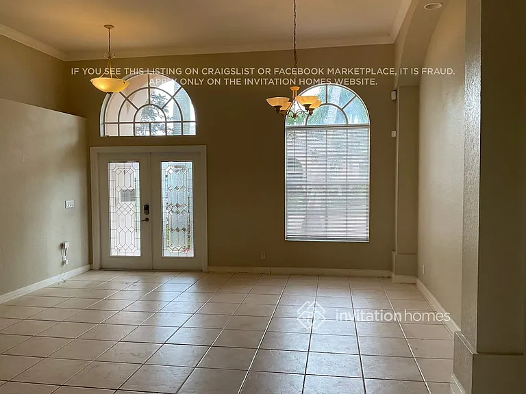 6469 Bay Island Ct — Photo 2