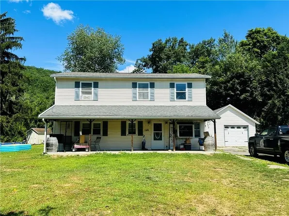 113 Olcott Rd N, Big Flats, NY 14814