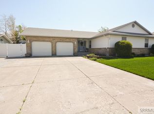 780 Beulahs Ln, Idaho Falls, ID 83401