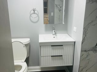 4443 W Montana St, Chicago, IL 60639