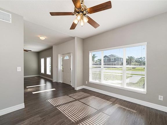 3rd image of 2742 Ballard Ave