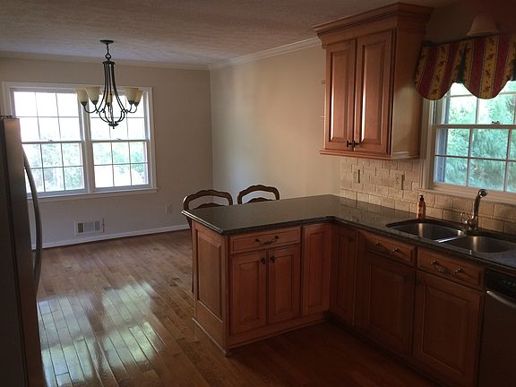 2nd image of 4710 Cain Creek Trl