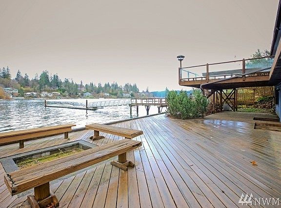 5th image of 9614 Kopachuck Dr NW
