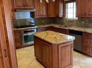 401 Cheyenne Dr, San Dimas, CA 91773