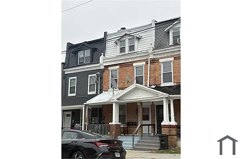 356 E Walnut Ln Photo 1