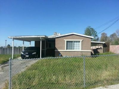 6668 Valaria Dr, Highland, CA, 92346