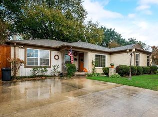 1806 Plymouth Dr, Irving, TX 75061