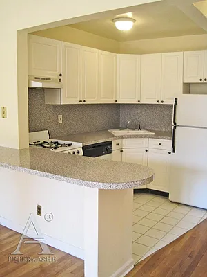 Rented by Peter Ashe | media 5